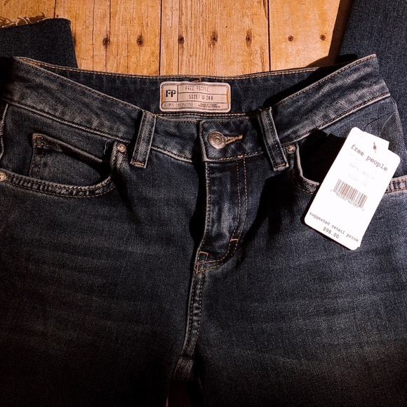 Free People Jean Crop flare Size 24R - Picture 4 of 7